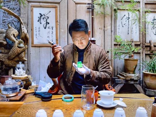 黄开妥