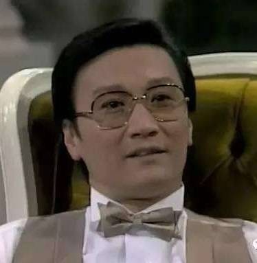 罗四海（谢贤饰演的千术高手角色）