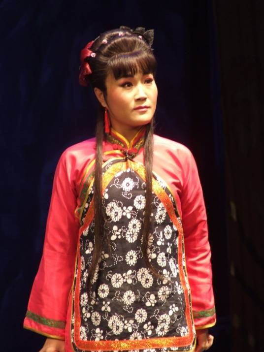 寻美娟