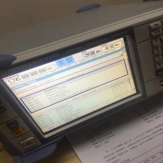 卫星信号源