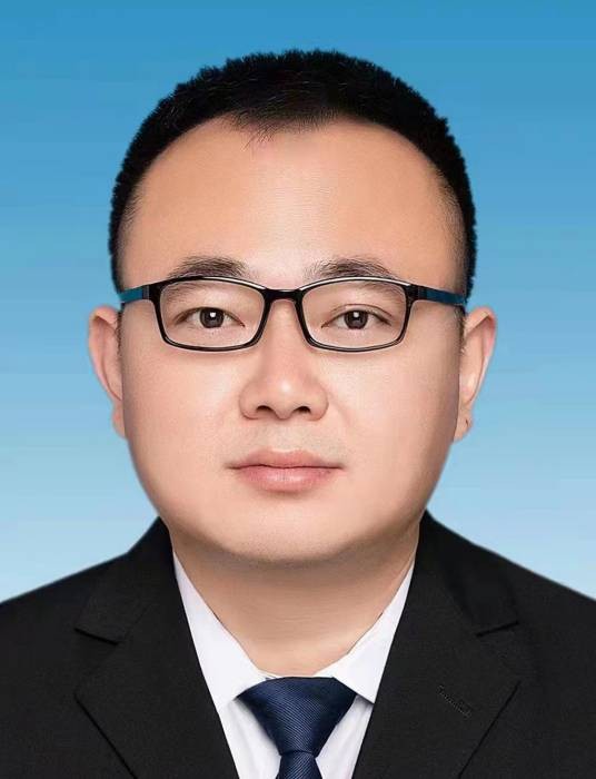 刘亮（湖南省宁乡市委副书记、市人民政府副市长、代理市长）