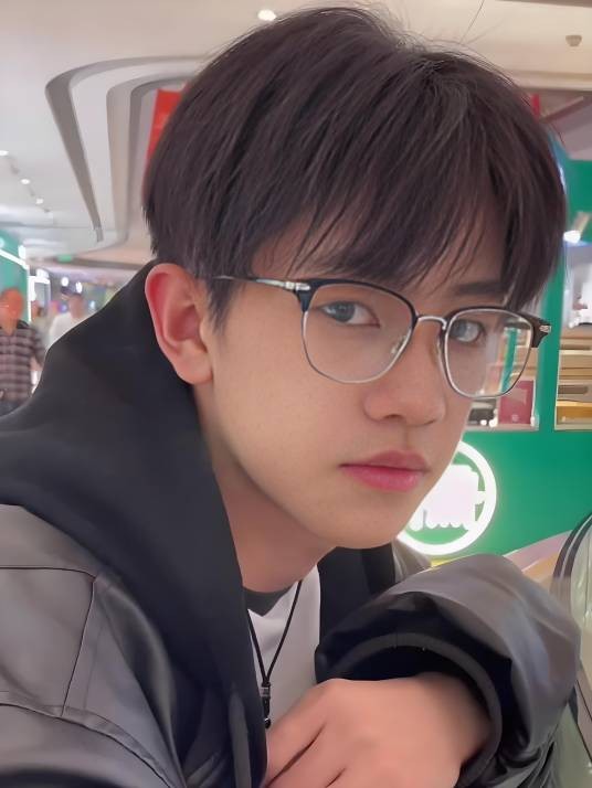 周韩小宇