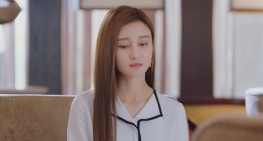 沈若妍（青春剧《怦然心动的小姐姐》中的角色）