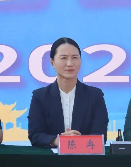 陈冉（河南省开封市尉氏县第三高级中学校区党总支副书记、校长）