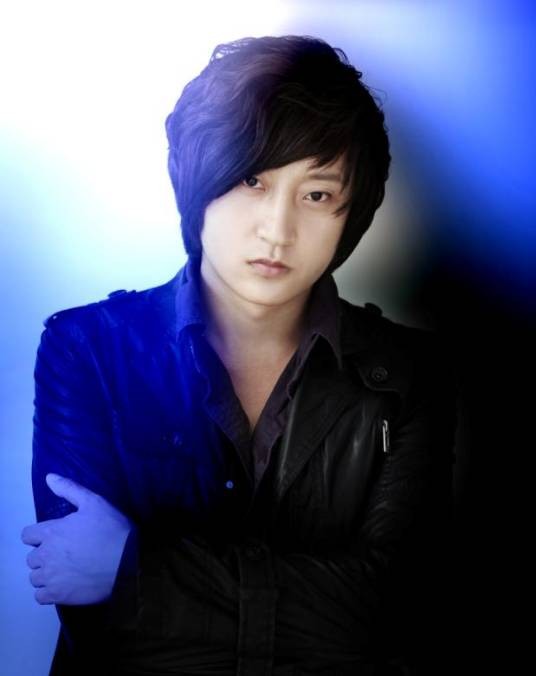 倪明（中国黑龙江籍男歌手）
