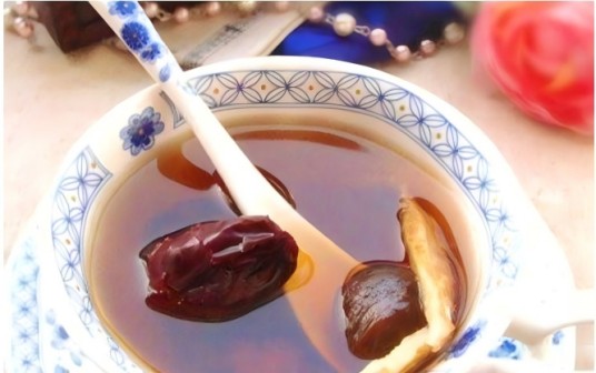 桂圆红枣姜茶