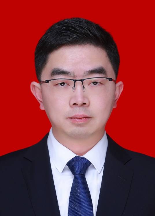 彭雄（四川省阿坝藏族羌族自治州黑水县委常委、副县长（挂职））