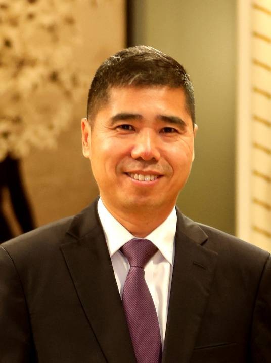 王镝（中华人民共和国驻加拿大大使）