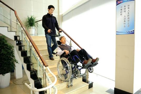 电动爬楼机