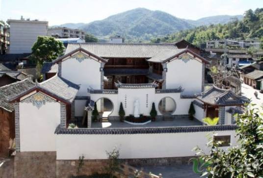 杨丽坤故居