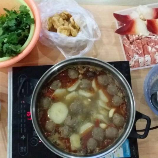 简单版麻辣火锅