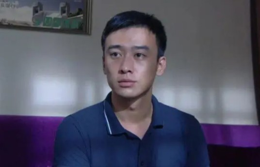 唐英俊（电视剧《先结婚后恋爱》中的角色）