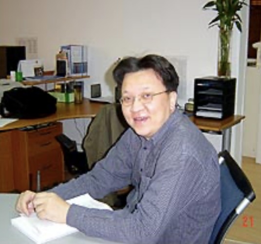 阎涛（中央电视台《经济信息联播》栏目主编）