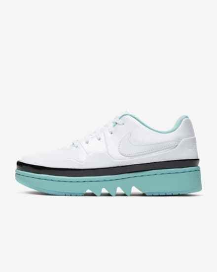 AJ 1 Jester XX LOW Laced 女子运动鞋