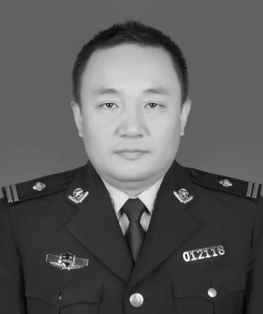 杨成（甘肃省兰州市公安局交警支队河北大队原民警）