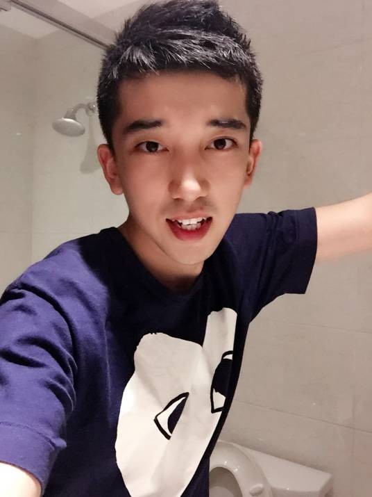 张维伊（中国羽毛球运动员）
