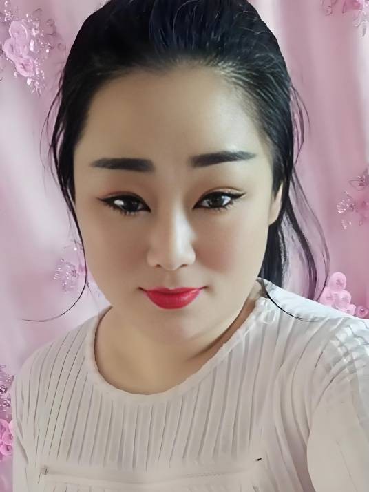 90后漂亮的小阿姨