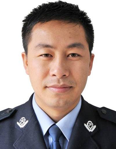 唐季礼（广西壮族自治区河池市罗城仫佬族自治县公安局党委委员、副局长、四级高级警长）
