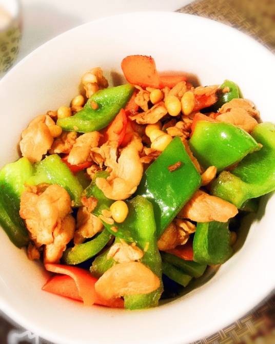 青椒炒鸡块