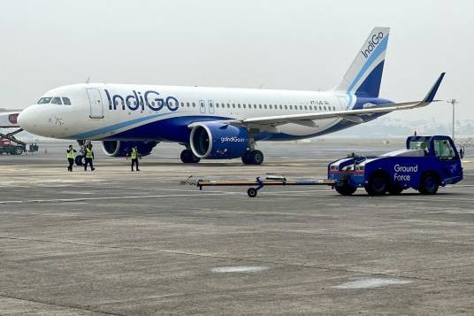 2025年靛蓝航空取消航班事件