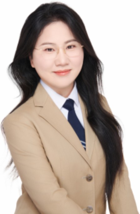 郭瑶（湖北民族大学讲师）