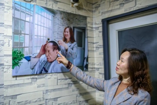 曹小平（长沙市芙蓉区曹氏名剪萍理发店店主）