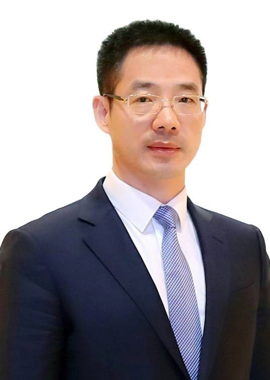 王新东（中国中粮集团有限公司党组成员、副总经理）