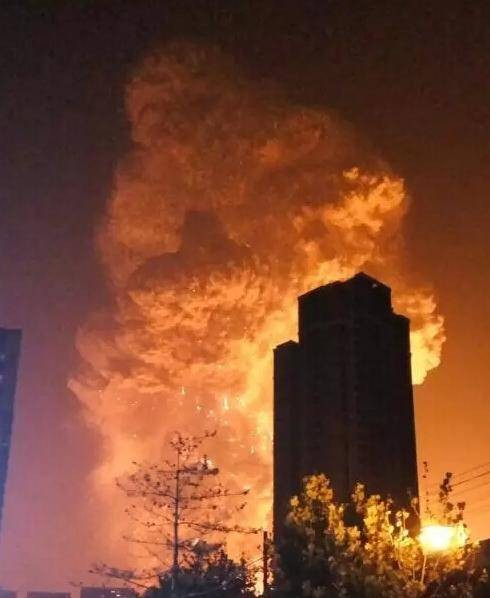 爆炸救援