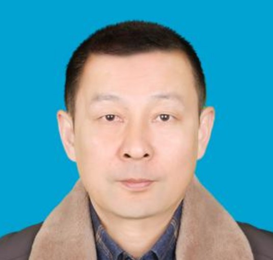 张炜（湖北省石首市卫生健康局党组书记、局长、一级主任科员）