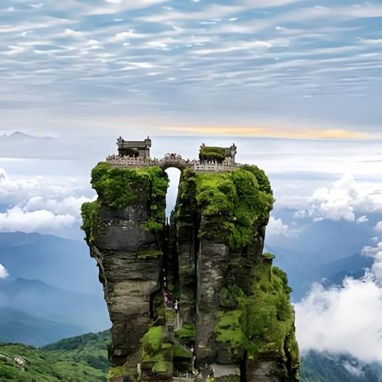 贵州本地旅游