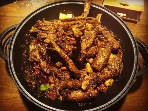 君山怪味鸭