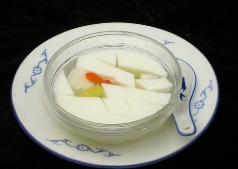 牛奶豆腐汤