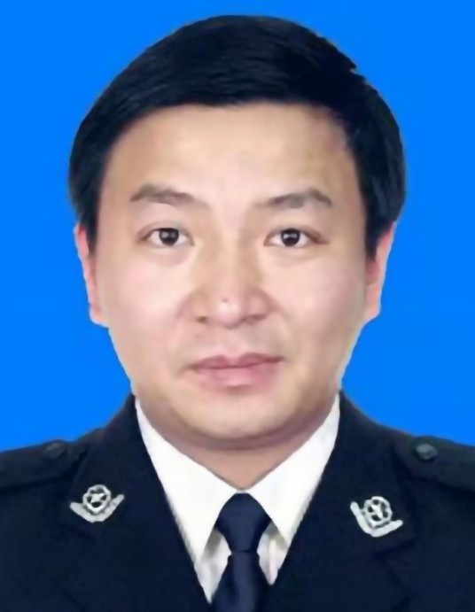 潘卫（江苏省南京市玄武区政府副区长、党组成员，南京市公安局玄武分局党委书记、局长、督察长）